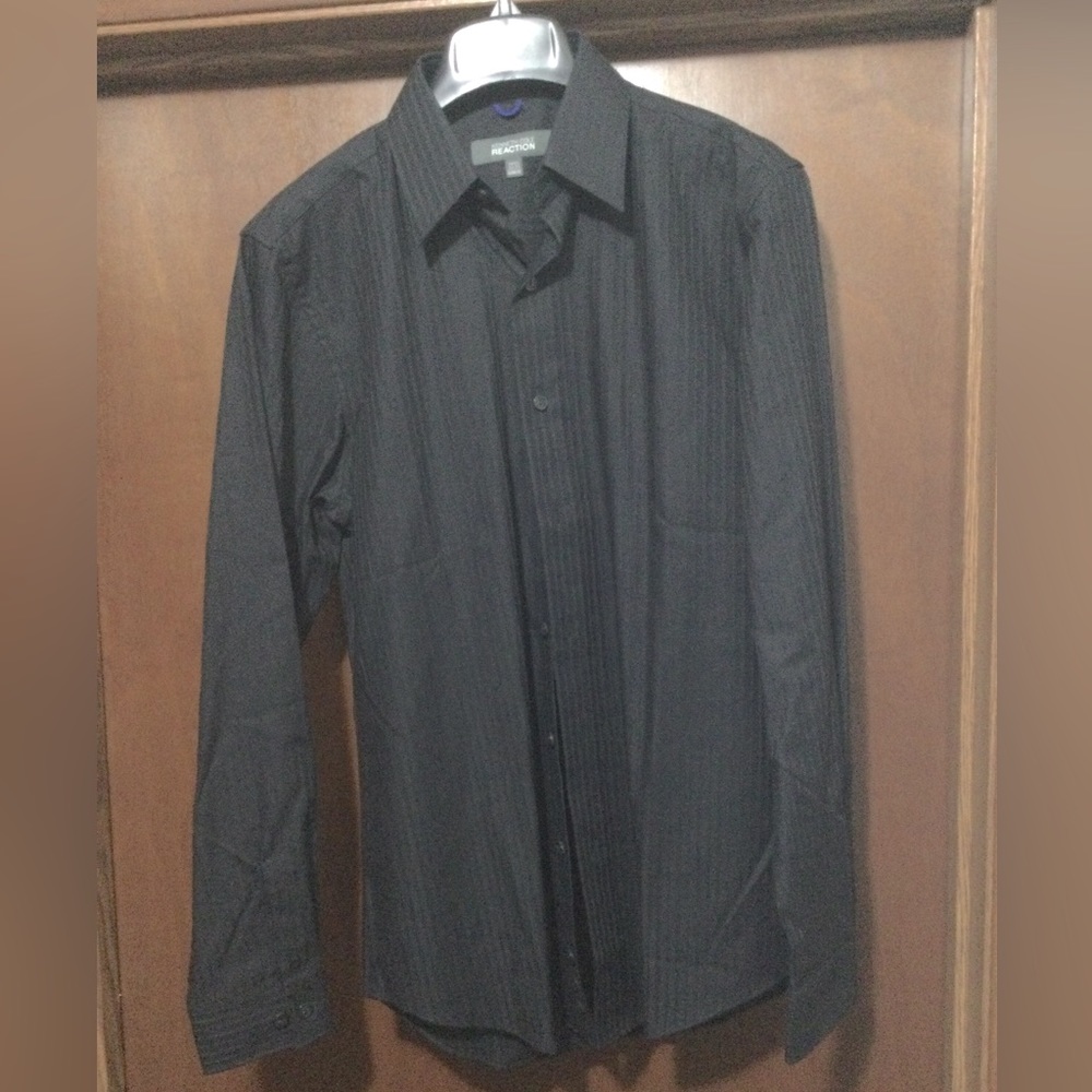 Kenneth Cole reaction black shirt size 141/2 slim fit